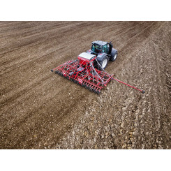 Продажа сеялок зерновых Kverneland ts-drill и другой сельскохозяйственной техники в Московской области, Рязани, Калуге, Туле с доставкой в регионы РФ. Выгодные условия для фермеров. Сервисное обслуживание. Звоните!  ГК АгроТехноПарк
