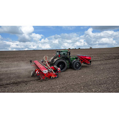 Продажа сеялок пневматических точного высева Kverneland Optima RS (SX) и другой сельскохозяйственной техники в Московской области, Рязани, Калуге, Туле с доставкой в регионы РФ. Выгодные условия для фермеров. Сервисное обслуживание. Звоните!  ГК АгроТехноПарк