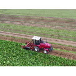 Продажа свеклоуборочных комбайнов КСН-6-3  и другой сельскохозяйственной техники в Московской области, Рязани, Калуге, Туле с доставкой в регионы РФ. Выгодные условия для фермеров. Сервисное обслуживание. Звоните!  ГК АгроТехноПарк